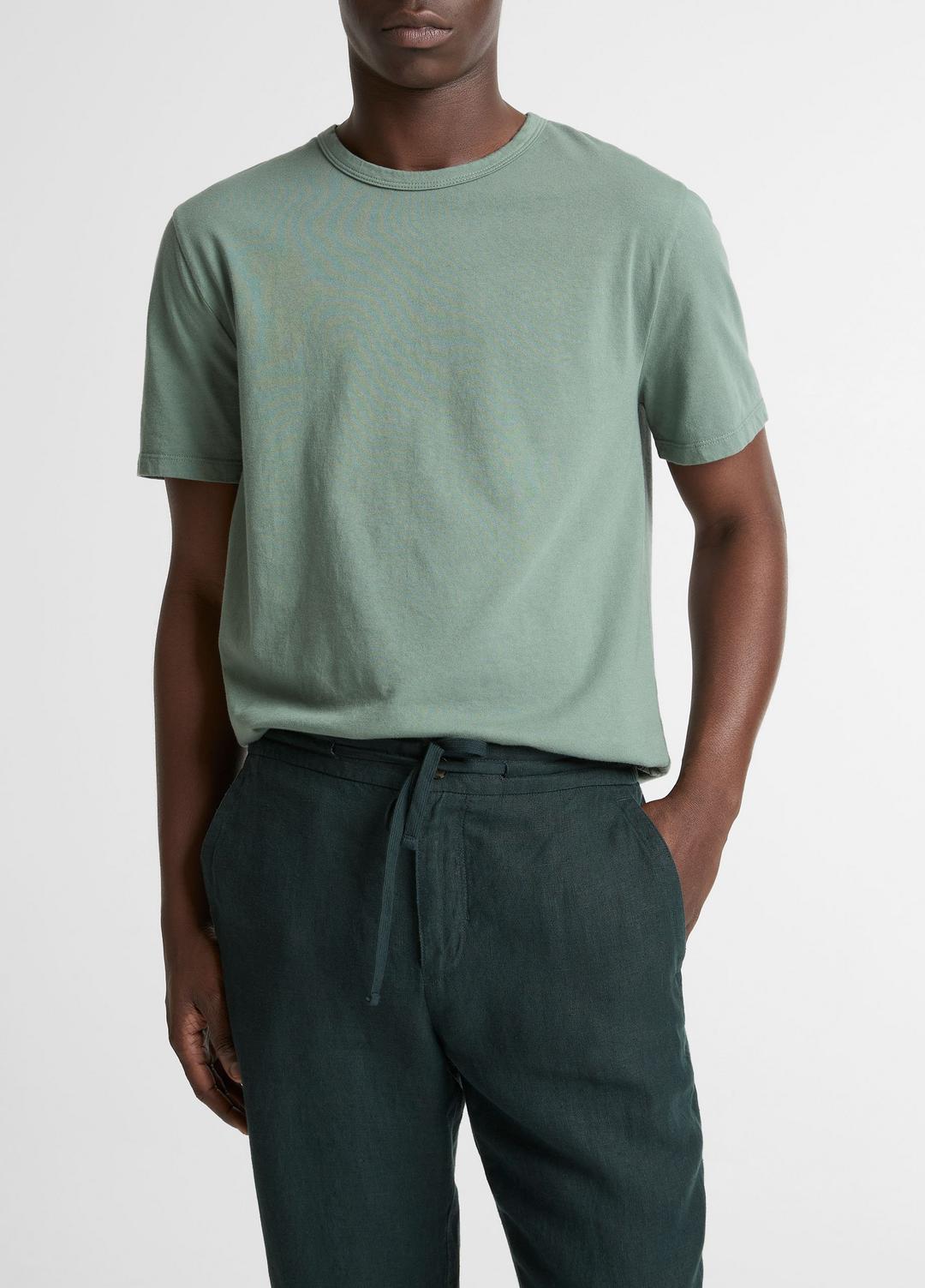 VINCE Men Garment Dye Cotton T-Shirt in Short Sleeve